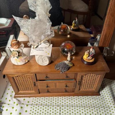 Sale Photo Thumbnail #126