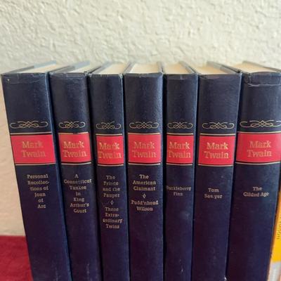 Hard Back Mark Twain 