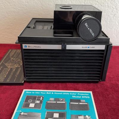 Bell And Howell Slide Cube Projector #975Q