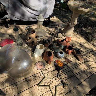 Assorted Decorative Planters, Concrete Bird Bath & Bird Feeders