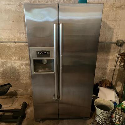 WORKING Bosch French Door Stainless Refrigerator 