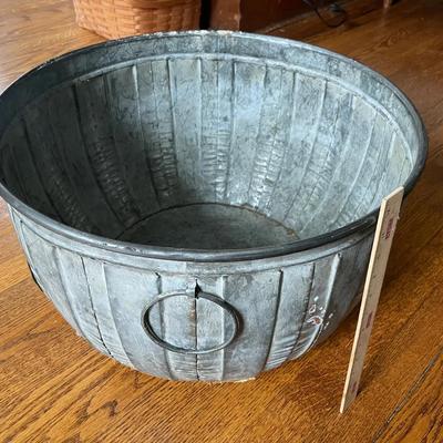 Metal Container With Handles