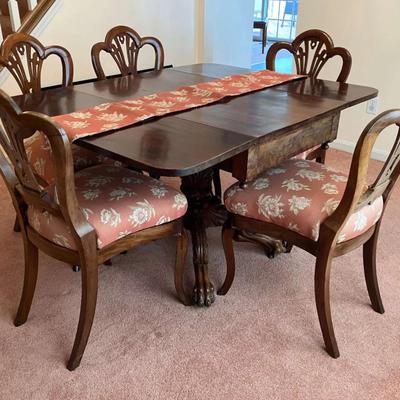 Antique Claw Foot Drop Leaf Table with Carved Wood Pedestal Base and 5 Chairs