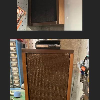 Sharp Stereo Receiver SA-250 with 2 Speakers and Sony Discman