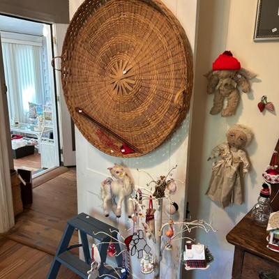 Sale Photo Thumbnail #21: Massive hand made basket. 