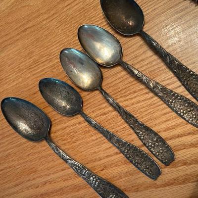 Sale Photo Thumbnail #186: 5 Sterling silver spoons. 