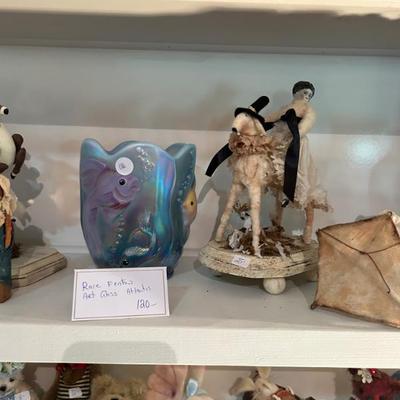 Sale Photo Thumbnail #94: Fenton Glass fish vase! 