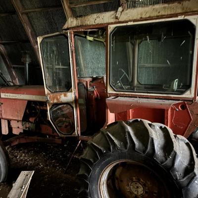 Sale Photo Thumbnail #4: Allis Chalmers 180 Tractor