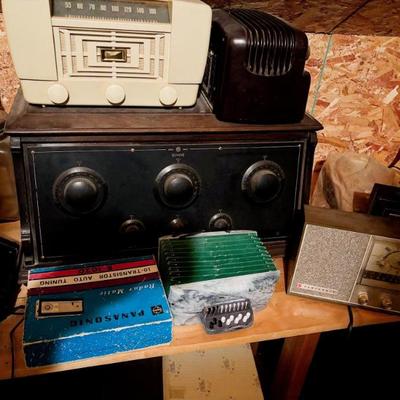 Sale Photo Thumbnail #29: Vintage Radios