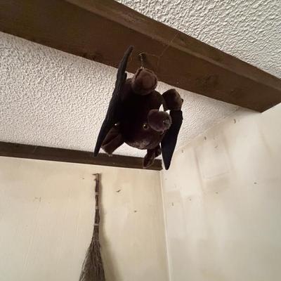 Sale Photo Thumbnail #139