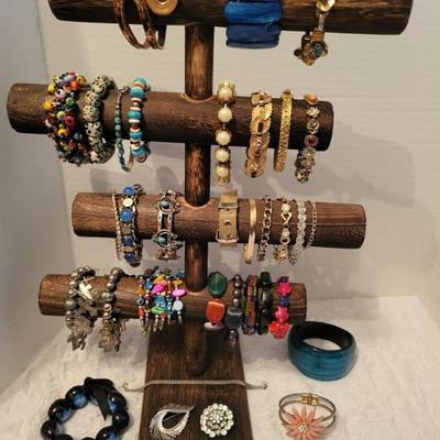 Sale Photo Thumbnail #34