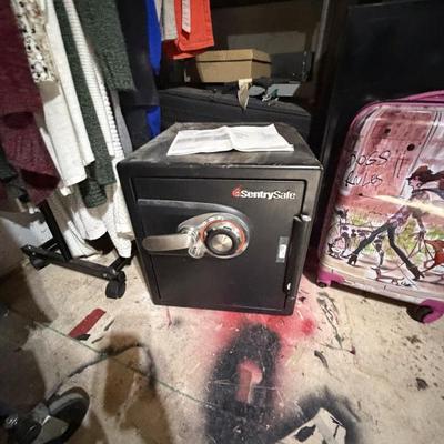Sale Photo Thumbnail #170