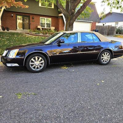  2008 Cadillac DTS – 58K Miles – One Owner – Carriage Top Luxury Package – Great Condition - Full Carfax Report