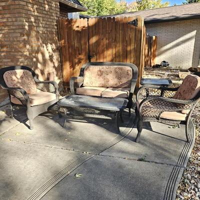  5-Pc Black Wicker-Look Patio Furniture Set – Loveseat, 2 Chairs, Coffee Table, Side Table – Outdoor Seating