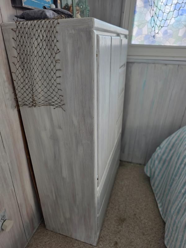 Sale Photo Thumbnail #36