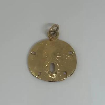 14k Yellow Gold Sand Dollar Charm Pendant