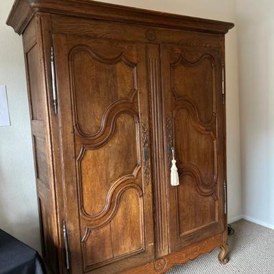 Beautiful French Amoire 