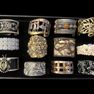 Sale Photo Thumbnail #113