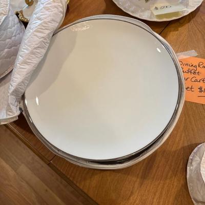 Sale Photo Thumbnail #64: Haviland China 