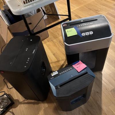 Sale Photo Thumbnail #44: 3 different paper shredders. All work great!