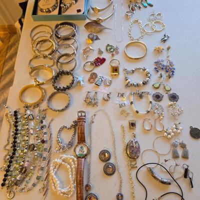 Sale Photo Thumbnail #14