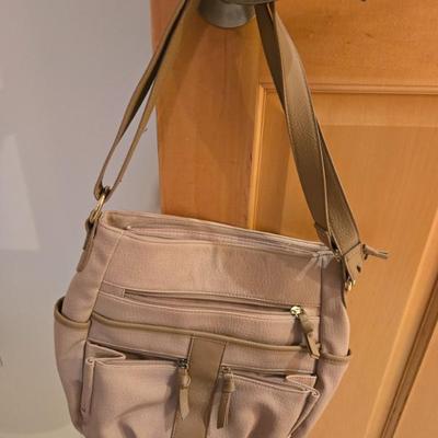Sale Photo Thumbnail #38