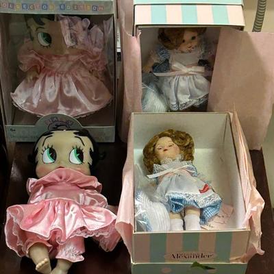 Sale Photo Thumbnail #126