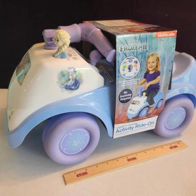 New Disney Frozen II Lights 'n' Sounds Activity Ride-On