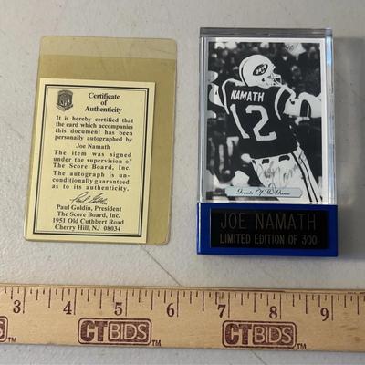 Signed Joe Namath card 1992 #268 / 300 -The Score Board