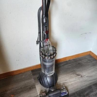 Dyson Cinetic Big Ball Animal + Allergy Vacuum - Tested, Works