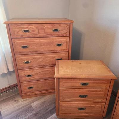 Vintage Made in USA Mirror Top Dresser & Nightstand