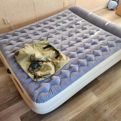 Intex Queen Pillow Rest Air Mattress w/ Pump - No Leaks