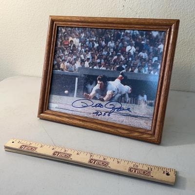 Authentic Autographed Pete Rose Framed Photo 