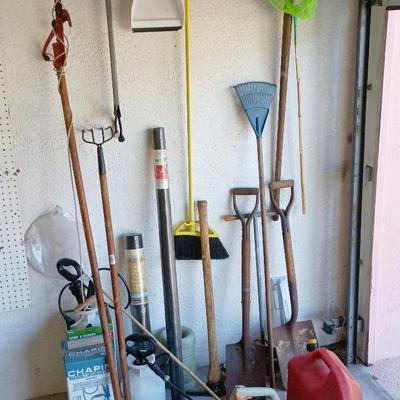 Yard & Garden Tools- Echo Blower, Sprayers, Shovels, Trimmer+++