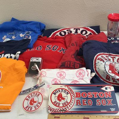 Boston Red Sox Lot - Shirts, Cup, Key Ring ++Bucs & Patriots Shirt