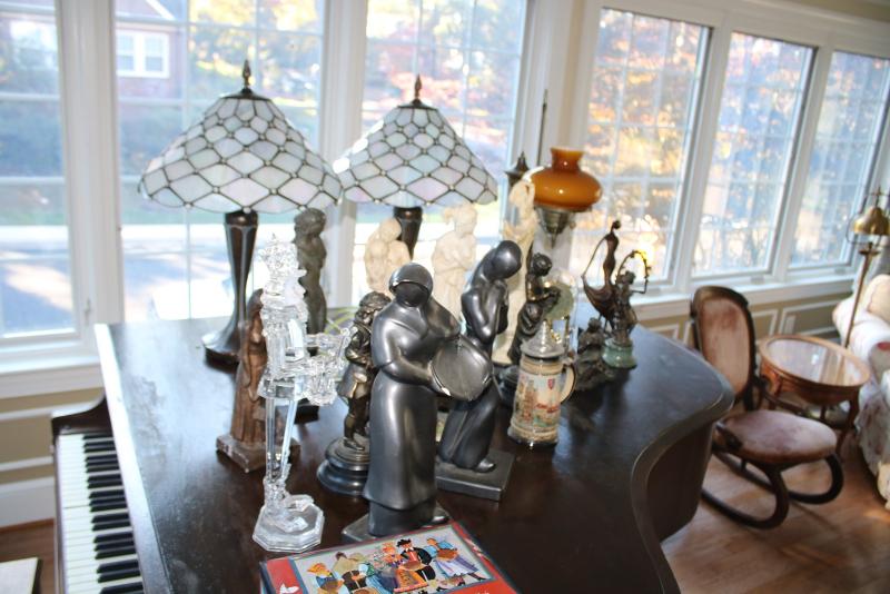 Sale Photo Thumbnail #105