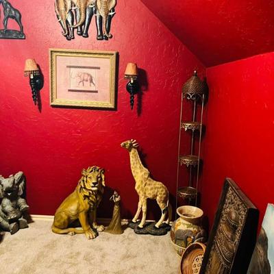 Sale Photo Thumbnail #9: Asian Australian and African Room