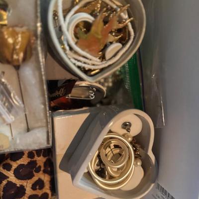 Sale Photo Thumbnail #9