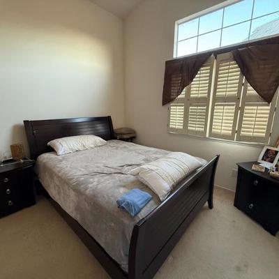 Sale Photo Thumbnail #14: bedroom set including mattress