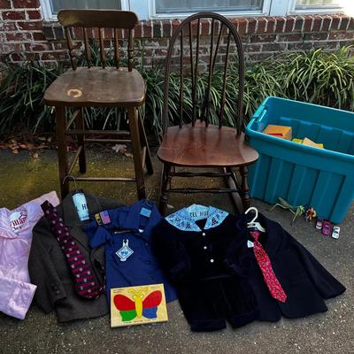 Classic Children’s Clothes•Rocking Chair•Wooden Blocks