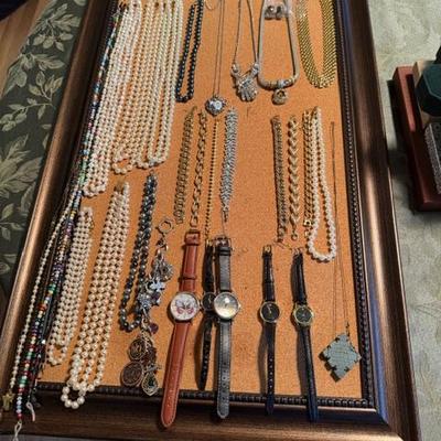 Sale Photo Thumbnail #77