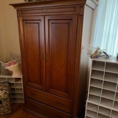 Sale Photo Thumbnail #83
