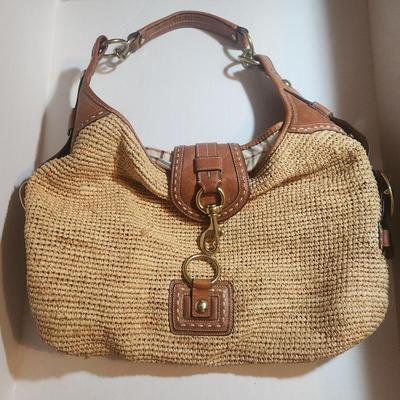 Sale Photo Thumbnail #91