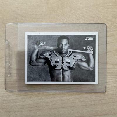 Sale Photo Thumbnail #13: 1990 Score #697 Bo Jackson