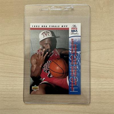 Sale Photo Thumbnail #32: 1993 Upper Deck Highlights #204 Michael Jordan