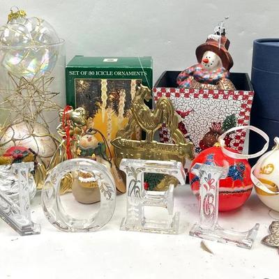 “Dillards Trimmings” & Ornaments 