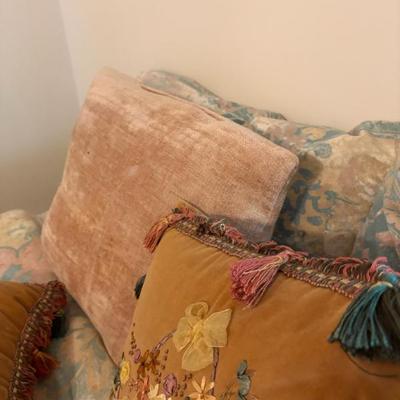 Sale Photo Thumbnail #118