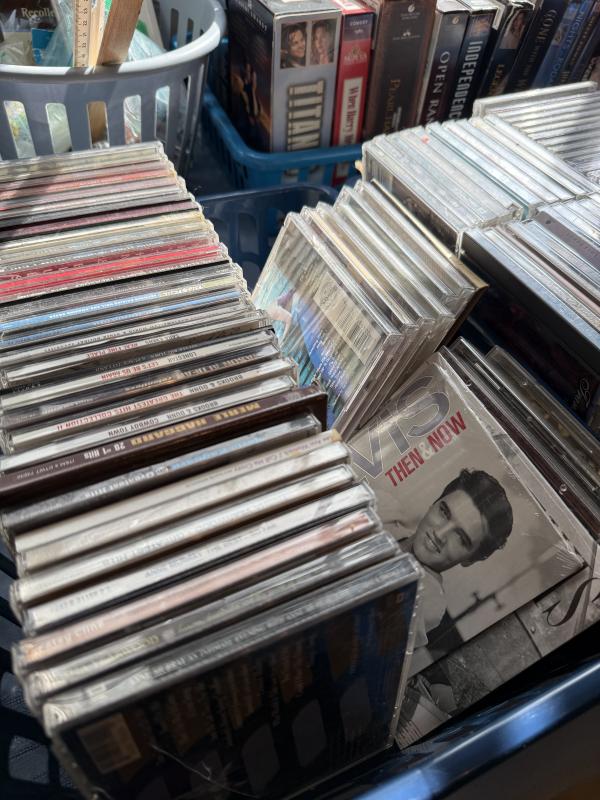Sale Photo Thumbnail #147