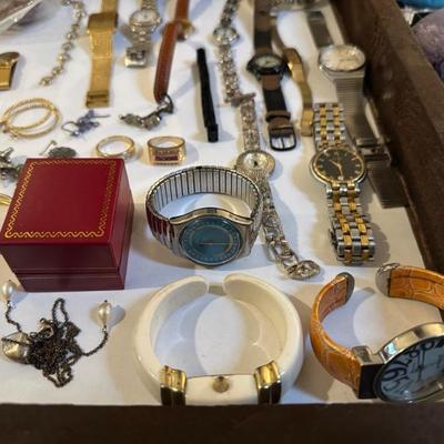 Sale Photo Thumbnail #580