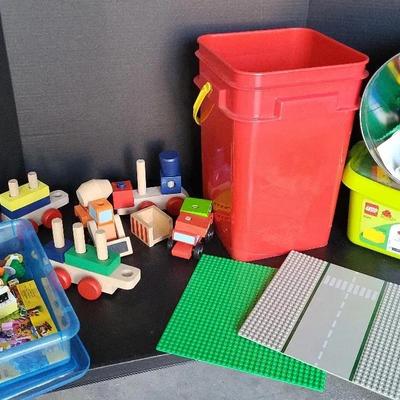 Kids Toys: Mostly Legos
